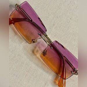 Dainty ombré pink and brownish orange sunglasses. Brand new